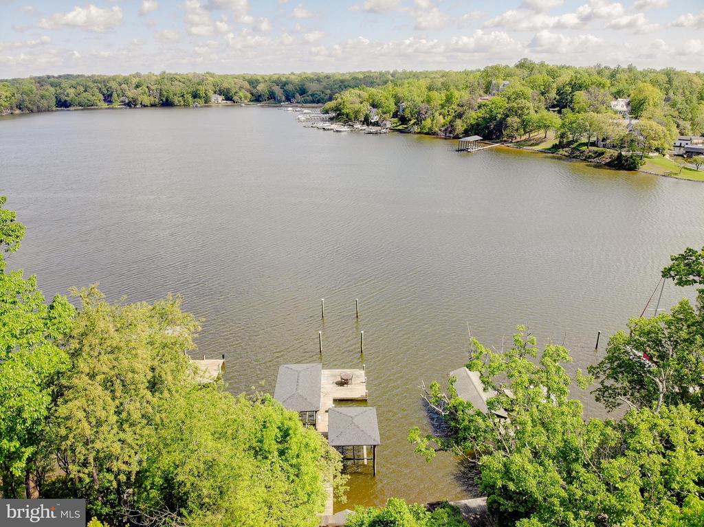 1164 OAK VIEW DRIVE