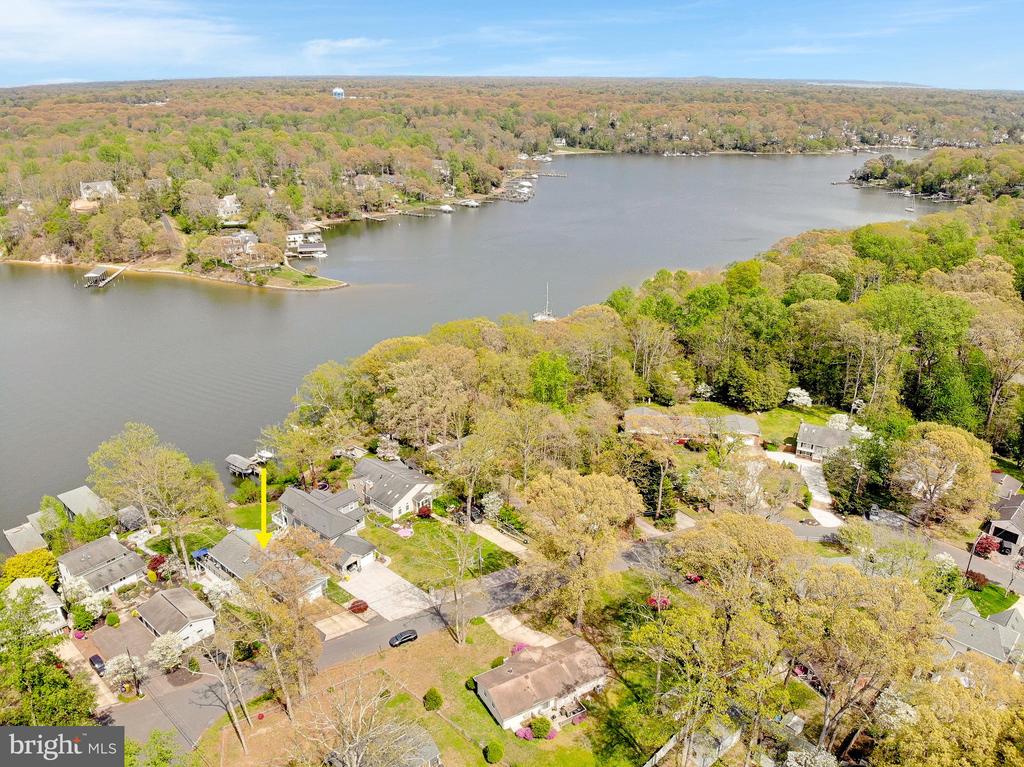 1164 OAK VIEW DRIVE