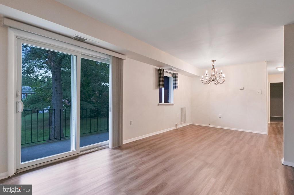203 VICTOR PARKWAY Unit: 203F