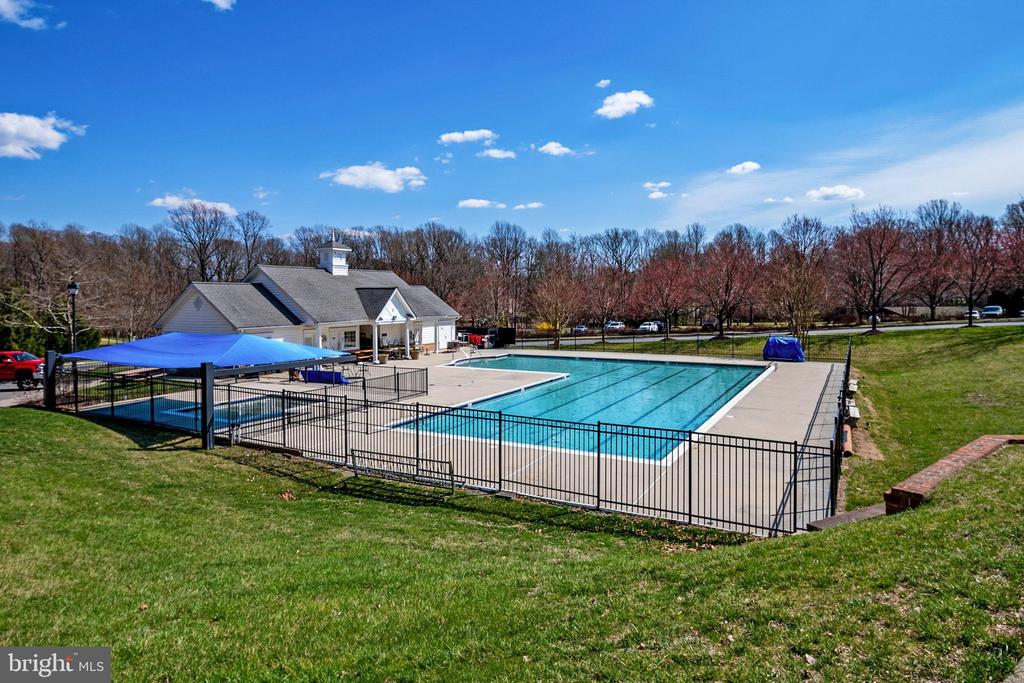421 HAMLET CLUB DRIVE Unit: 305