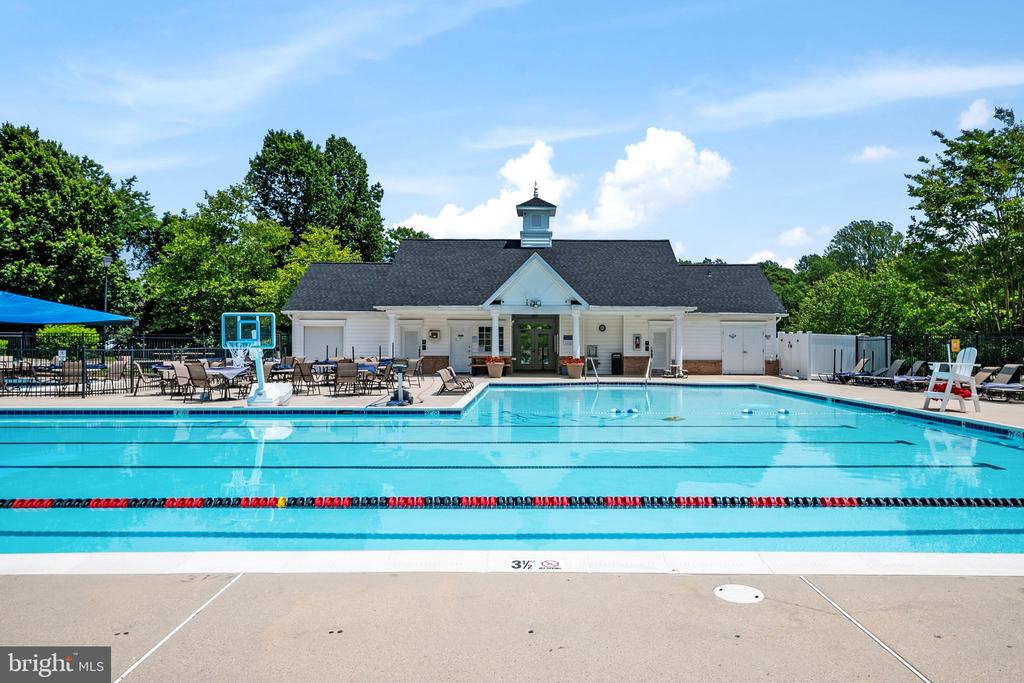 421 HAMLET CLUB DRIVE Unit: 305