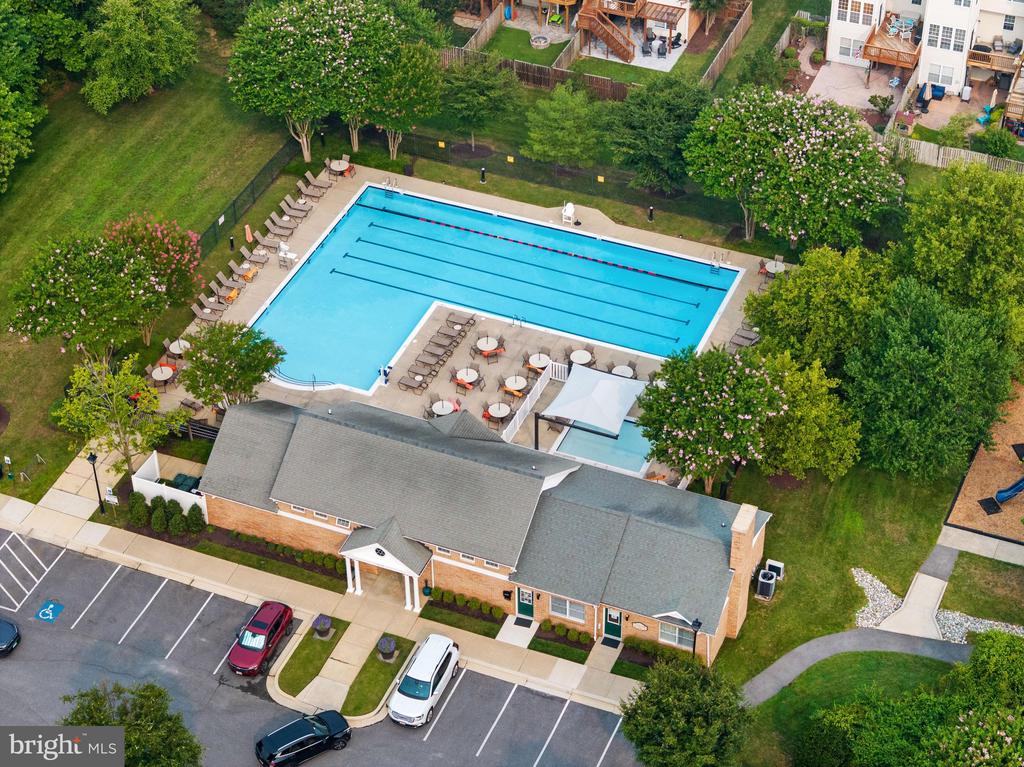 421 HAMLET CLUB DRIVE Unit: 305