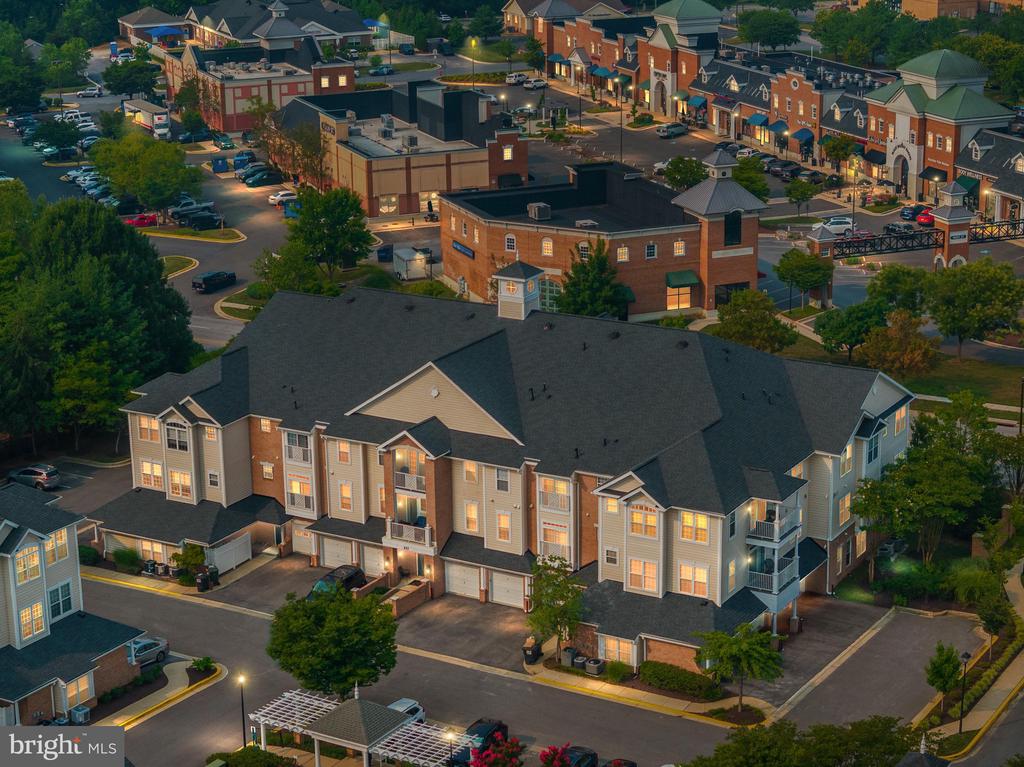 421 HAMLET CLUB DRIVE Unit: 305