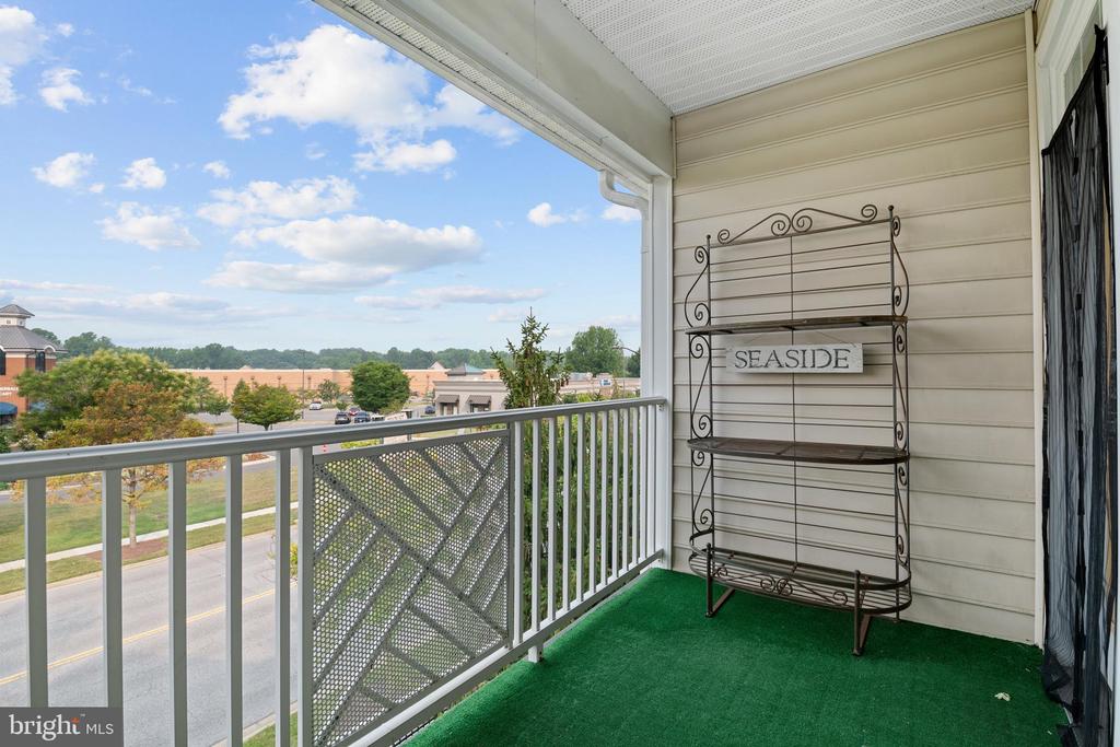 421 HAMLET CLUB DRIVE Unit: 305