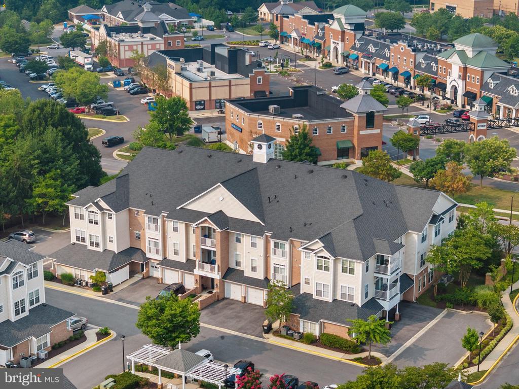 421 HAMLET CLUB DRIVE Unit: 305