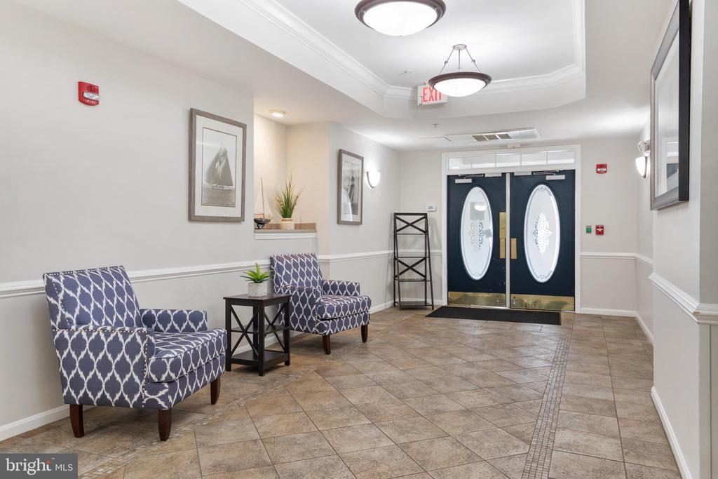 421 HAMLET CLUB DRIVE Unit: 305