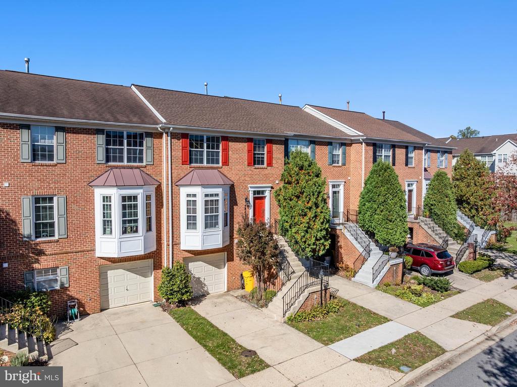 3847 GLEBE MEADOW WAY