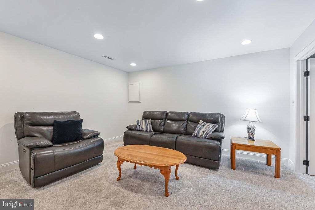 3149 DIXIES LAND CIRCLE