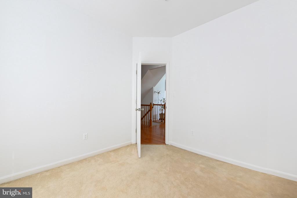 17129 RUSSET DRIVE