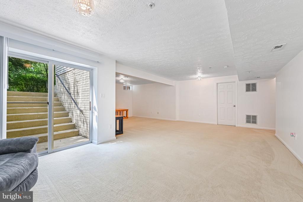 17129 RUSSET DRIVE