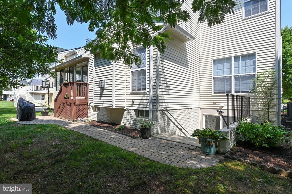 17129 RUSSET DRIVE