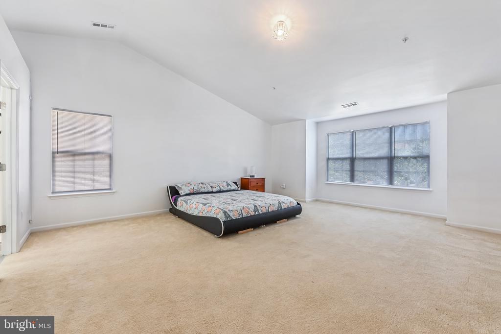 17129 RUSSET DRIVE