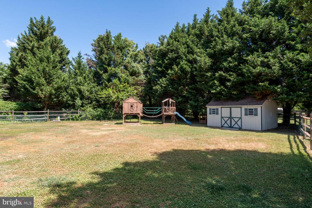 201 PRINCESS ANNE DRIVE