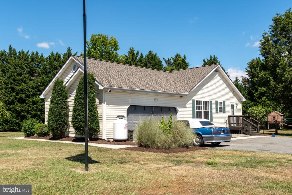 201 PRINCESS ANNE DRIVE
