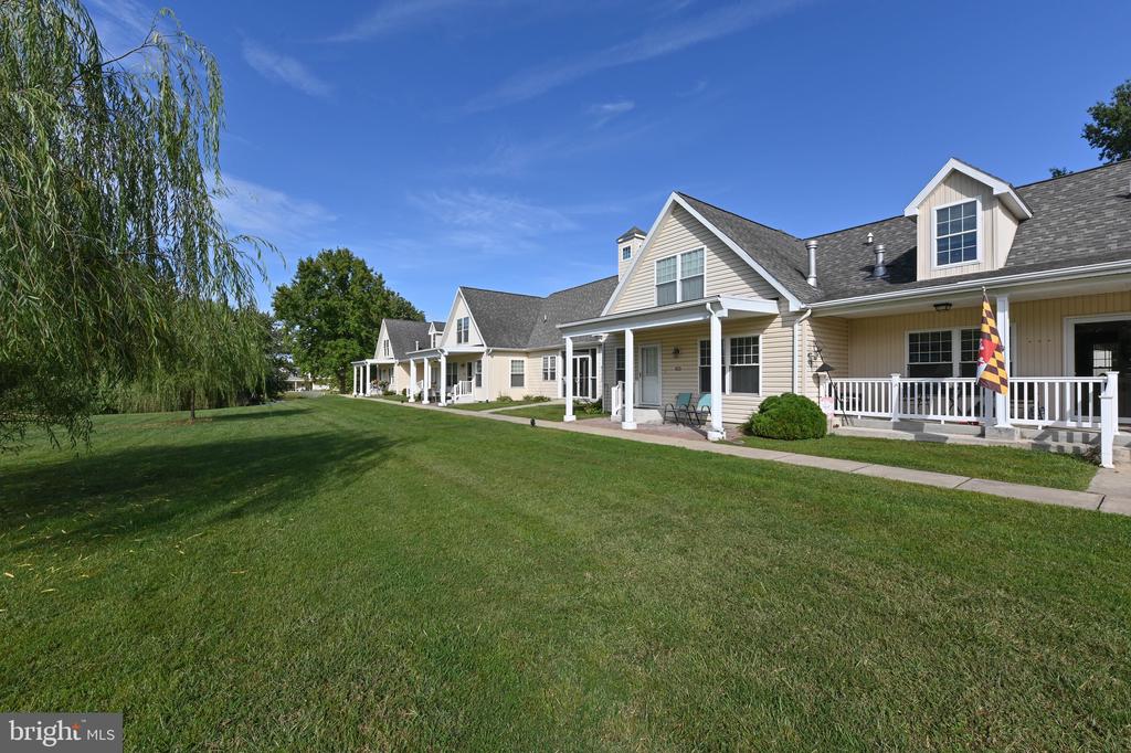106 POND WAY