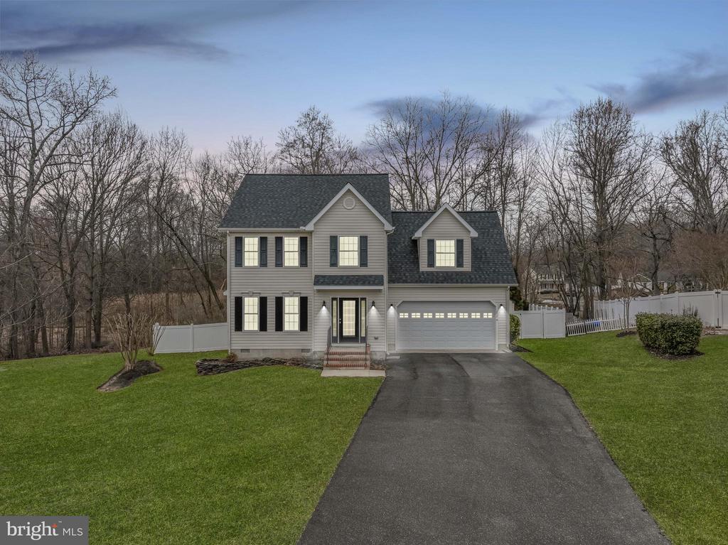 202 AUTUMN LANE