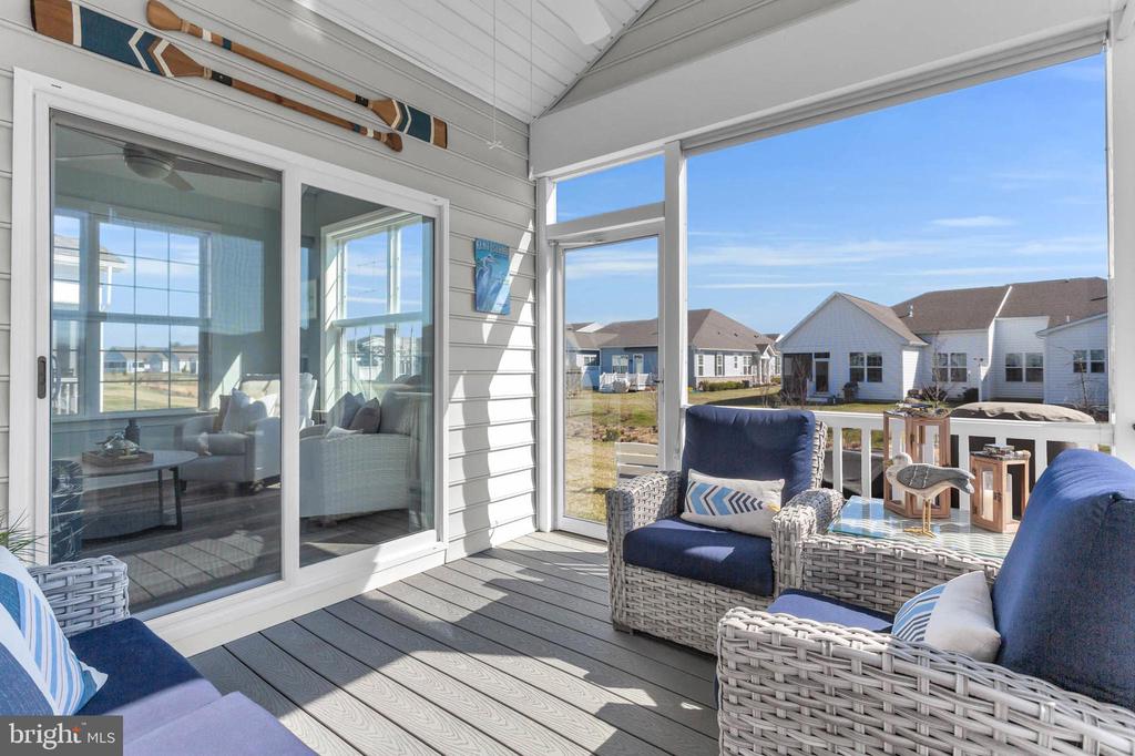 407 MOORINGS CIRCLE Unit: 261