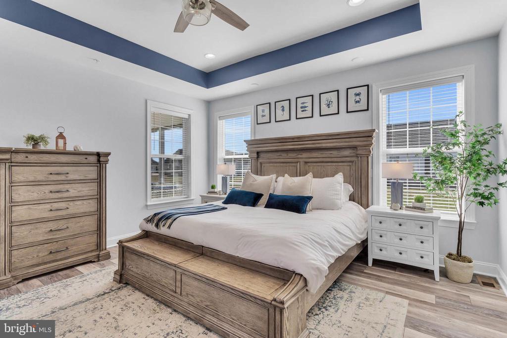 407 MOORINGS CIRCLE Unit: 261