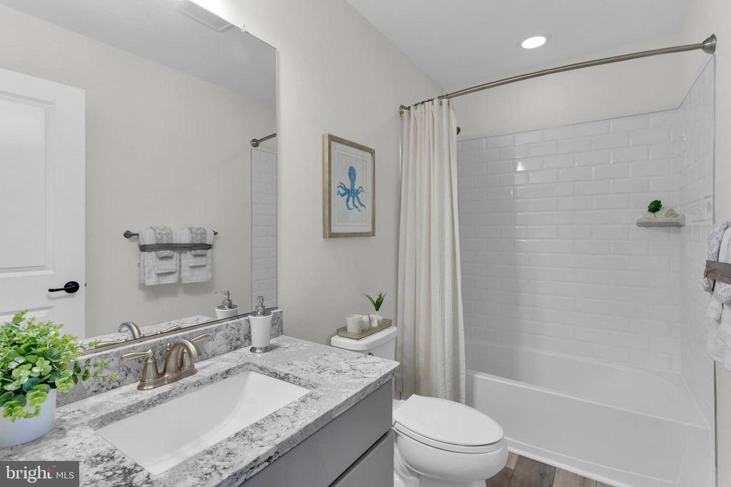 407 MOORINGS CIRCLE Unit: 261