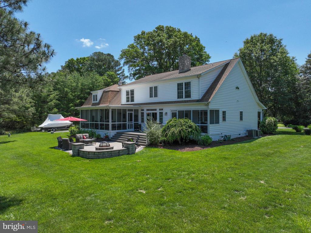 205 MALLARD DRIVE