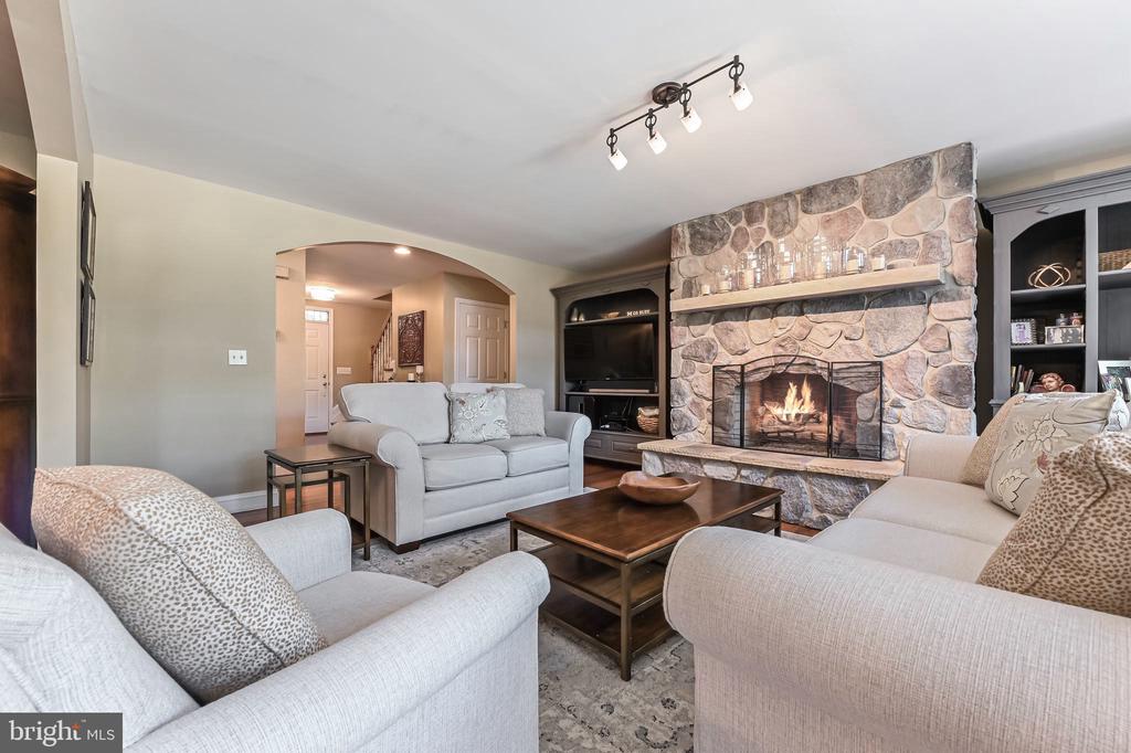 205 MALLARD DRIVE