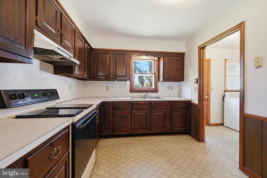 107 LONGFELLOW DRIVE