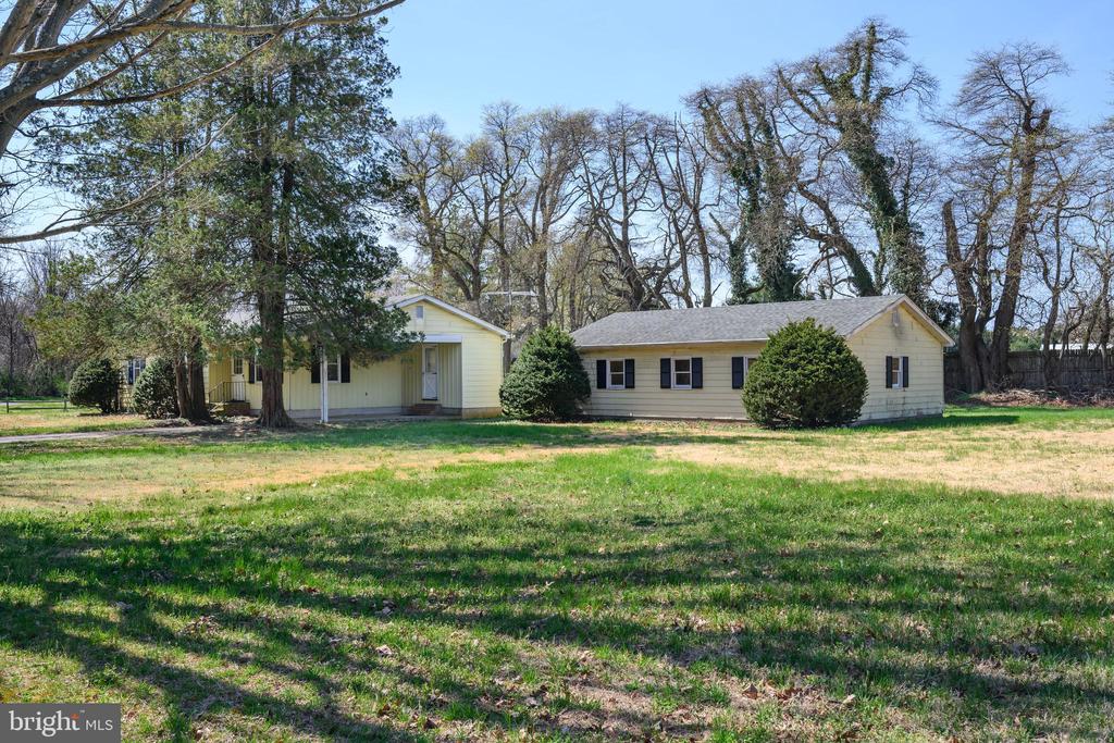 107 LONGFELLOW DRIVE