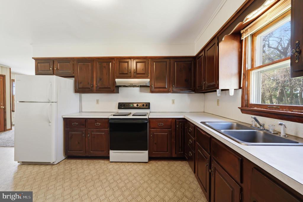 107 LONGFELLOW DRIVE
