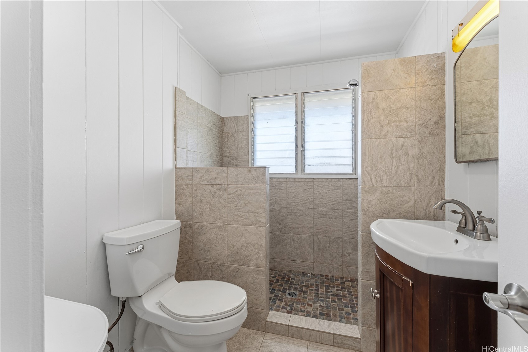 5349 Manauwea Street