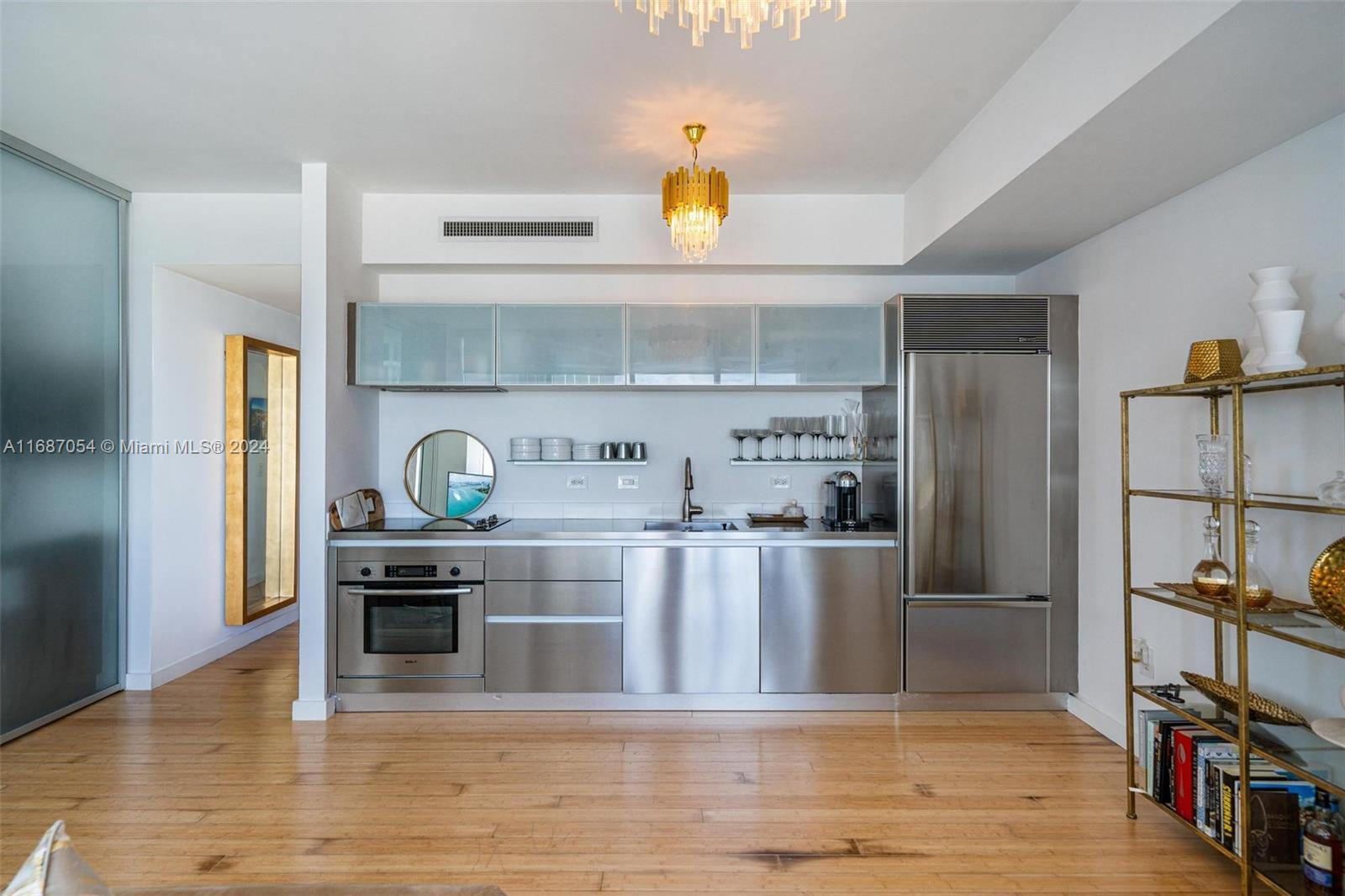 1040 Biscayne Blvd # 3905