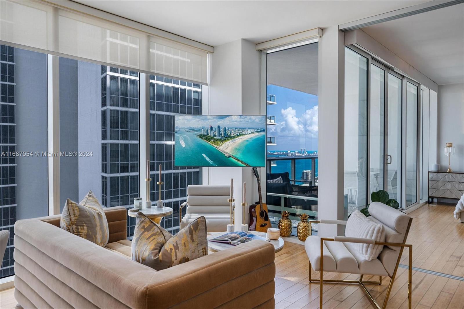 1040 Biscayne Blvd # 3905