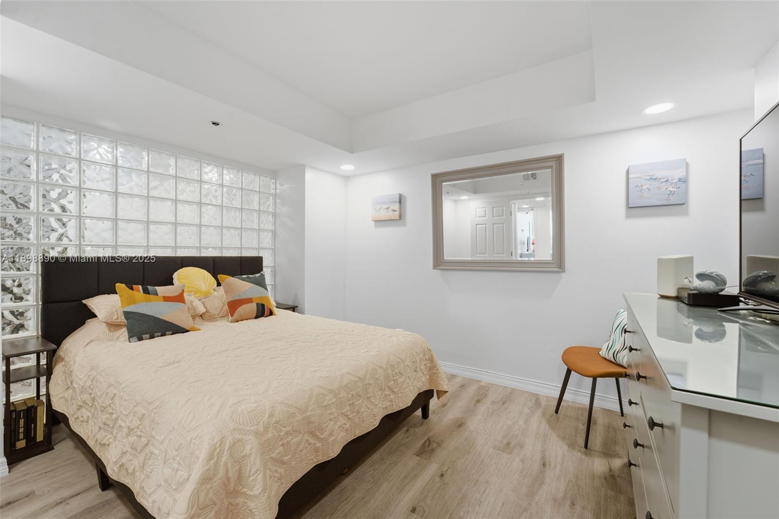 1717 N Bayshore Dr # 2655, Miami Unit: A-2655