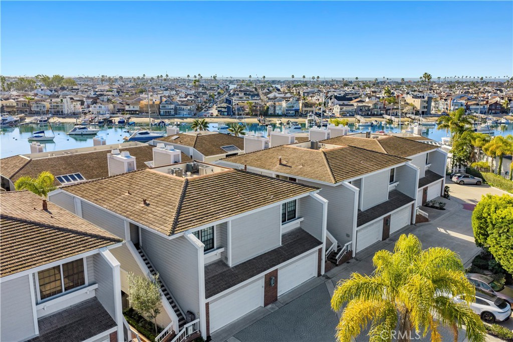 990 Bayside Cove 609