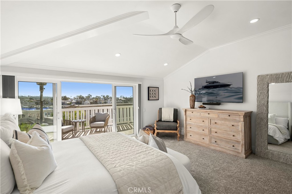 990 Bayside Cove 609