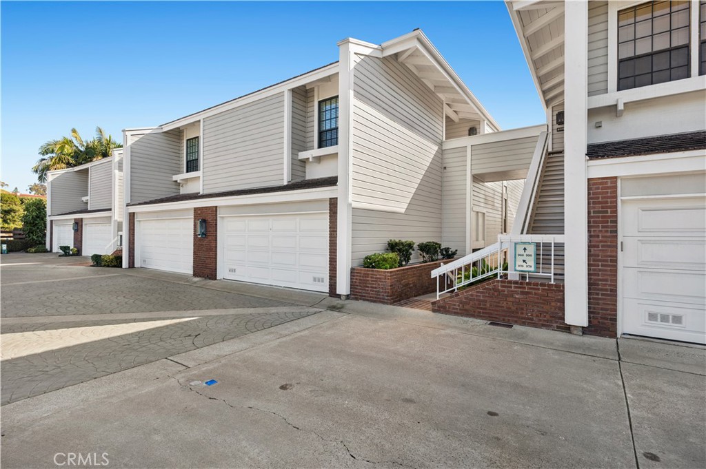 990 Bayside Cove 609