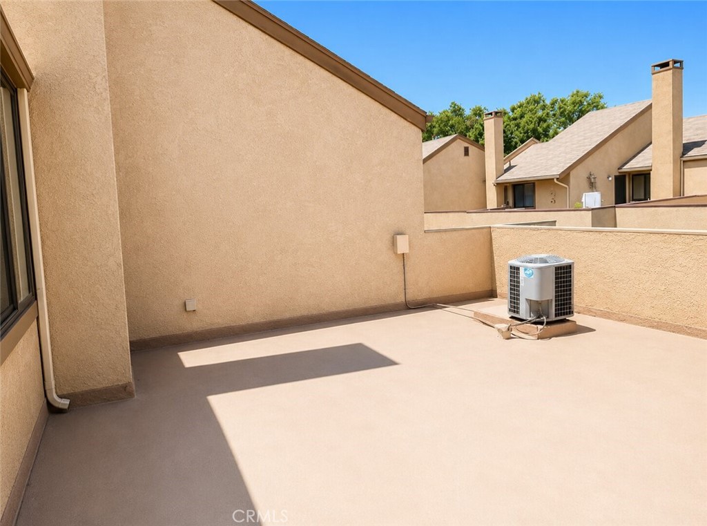 1849 E Avenue J4