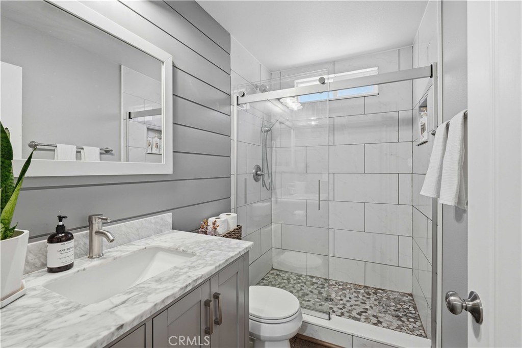 24335 Jennifer Place
