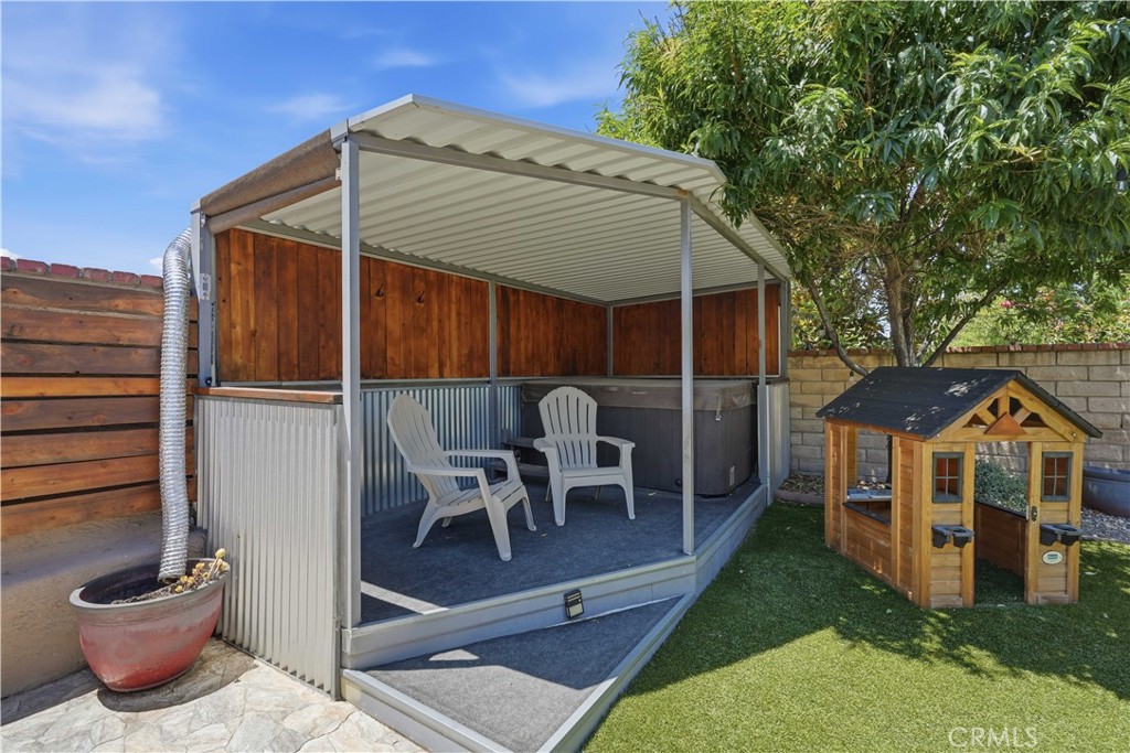24335 Jennifer Place