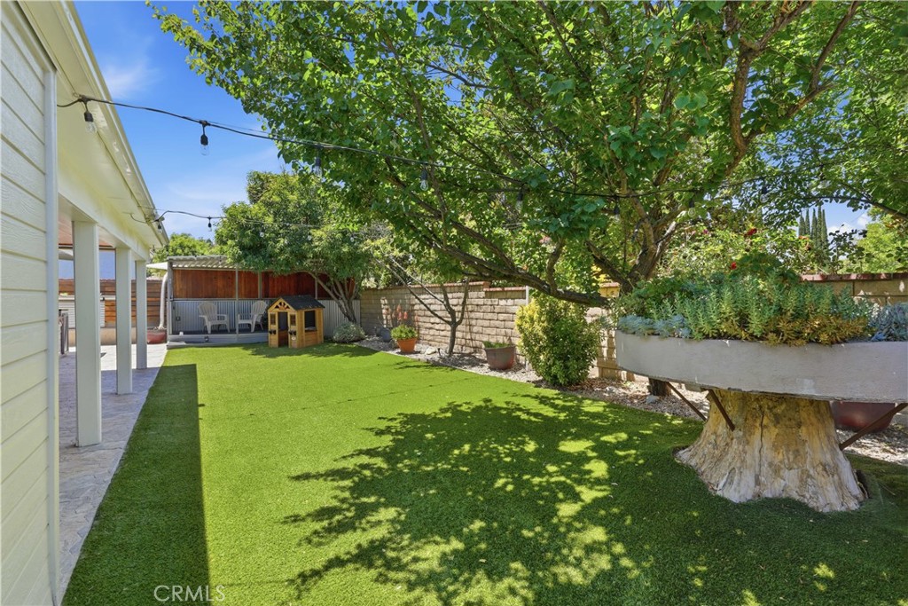24335 Jennifer Place