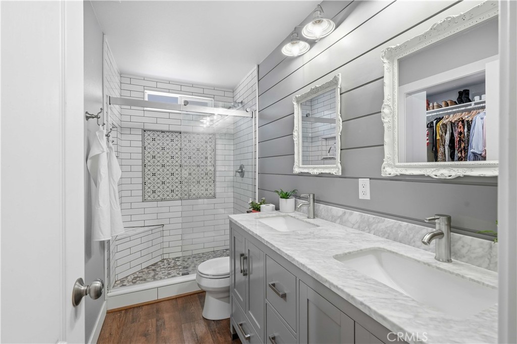 24335 Jennifer Place