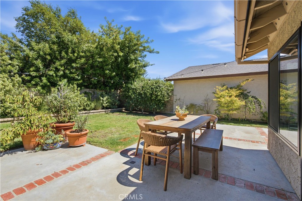 25864 Alegro Drive