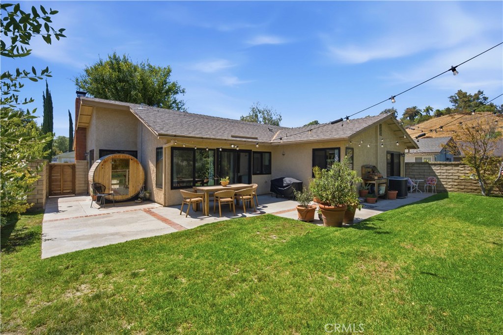 25864 Alegro Drive