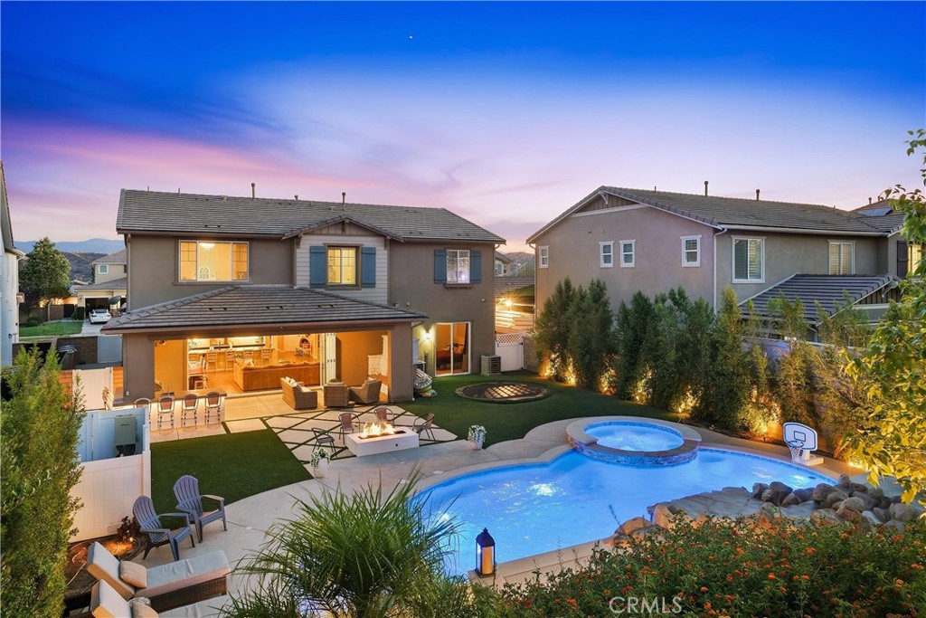 22389 Midtown Court