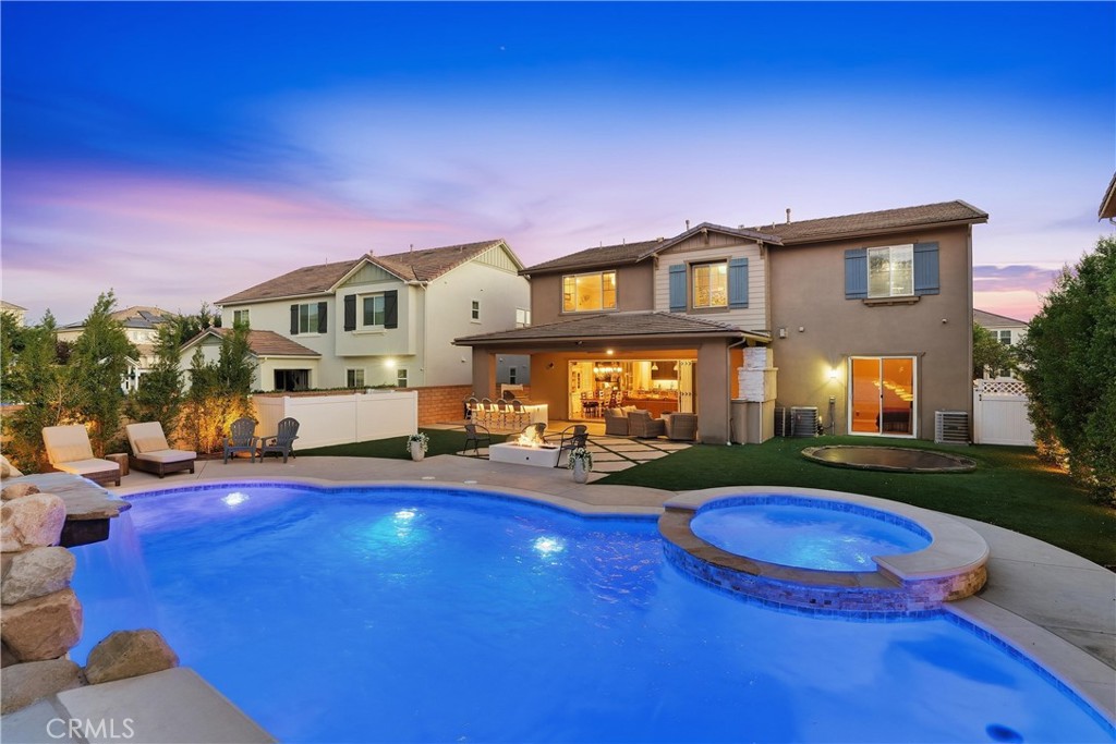 22389 Midtown Court