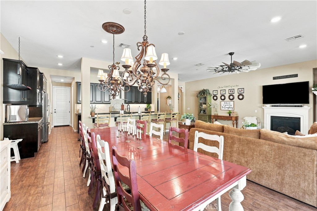 22389 Midtown Court