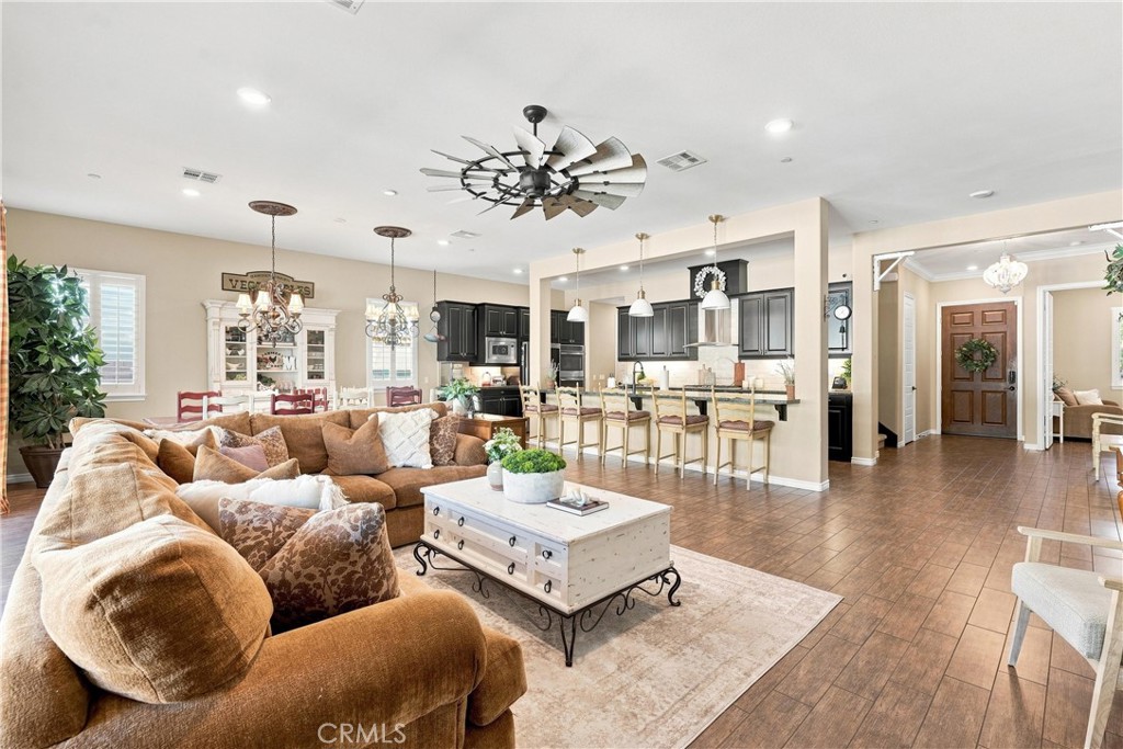 22389 Midtown Court