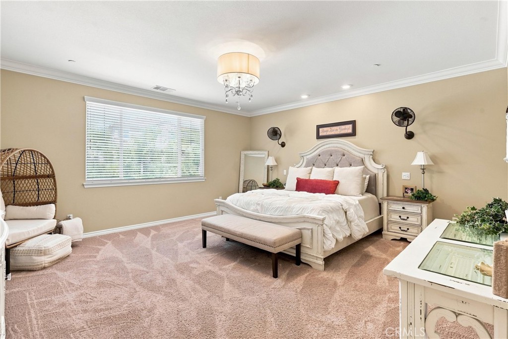 22389 Midtown Court