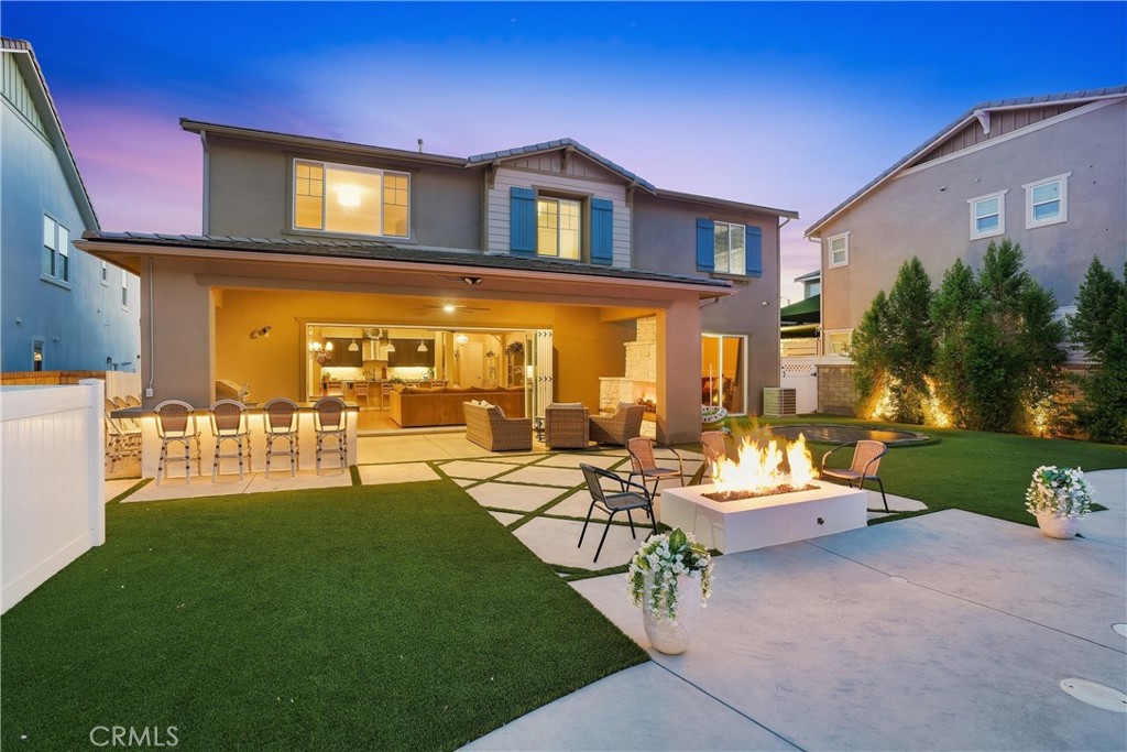 22389 Midtown Court