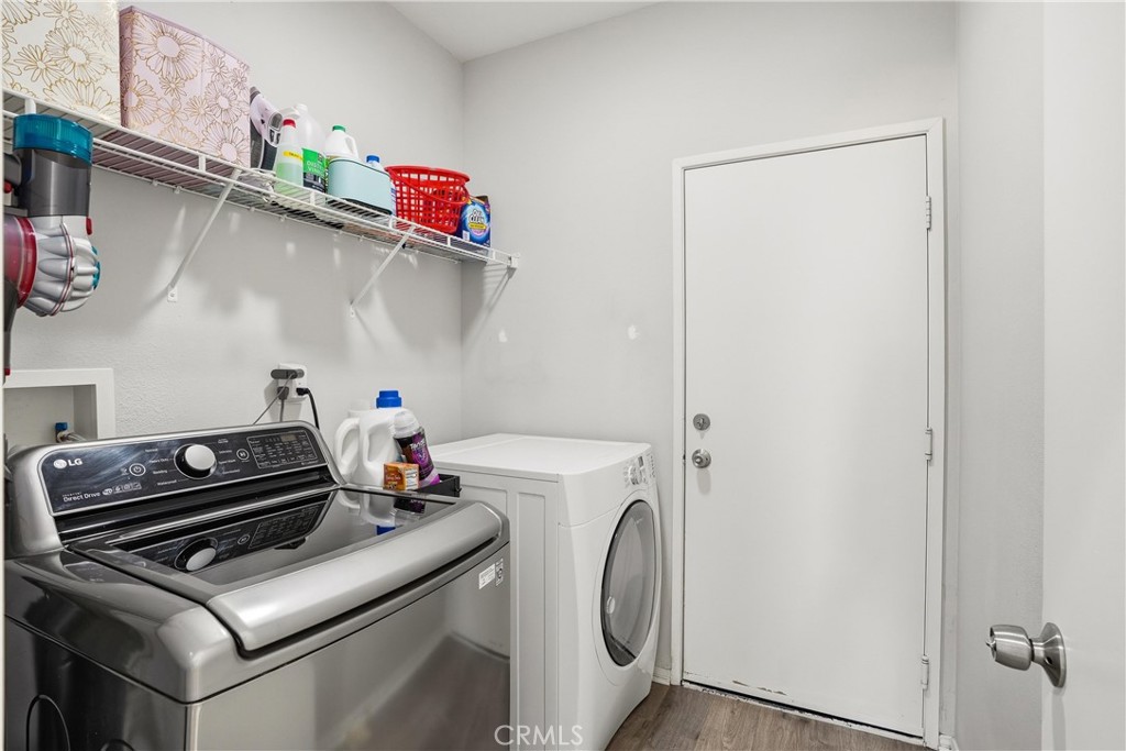 1325 W Avenue H6