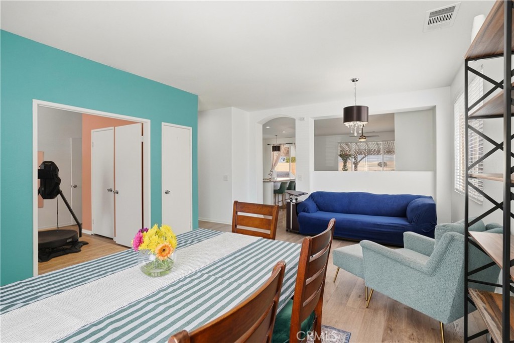 1325 W Avenue H6